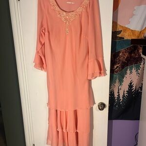 Chic Coral Long Sleeve Dress